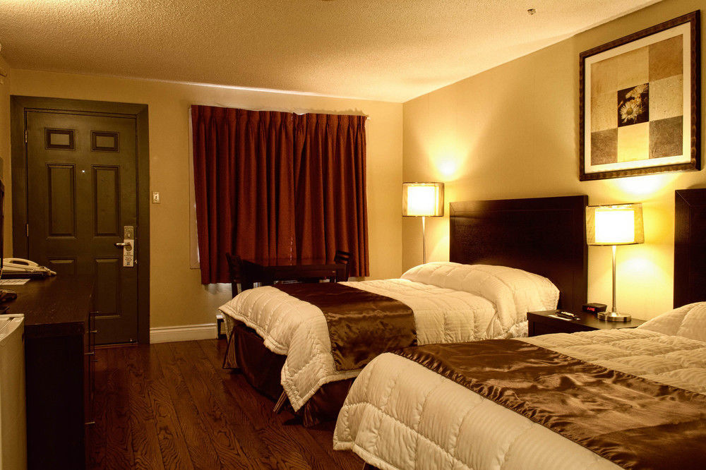Hotel Moncton Bagian luar foto